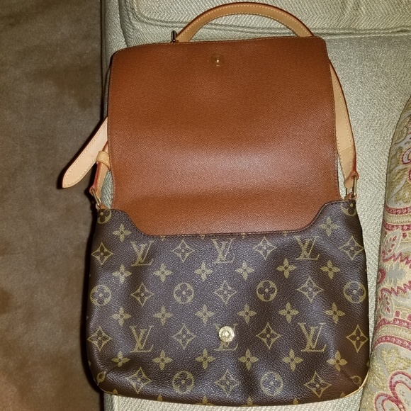 Authentic Louis Vuitton bag - Picture 4 of 8